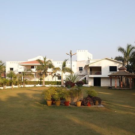 Swayam Resort Balangir Exterior foto